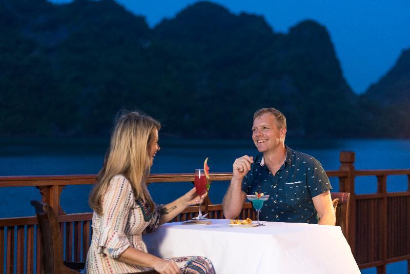 Heritage Line Ylang Cruise - Halong Bay & Lan Ha Bay Ha Long Dış mekan fotoğraf